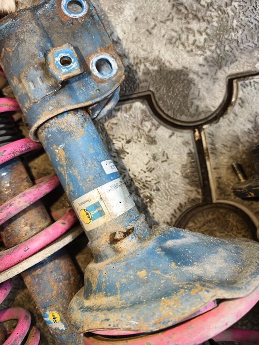 Амортизаторы на Субару