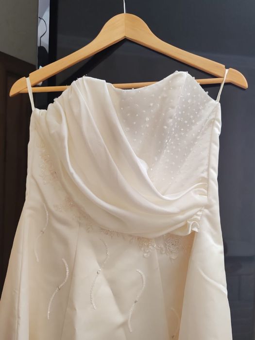 Продаю Свадебные платья 3шт