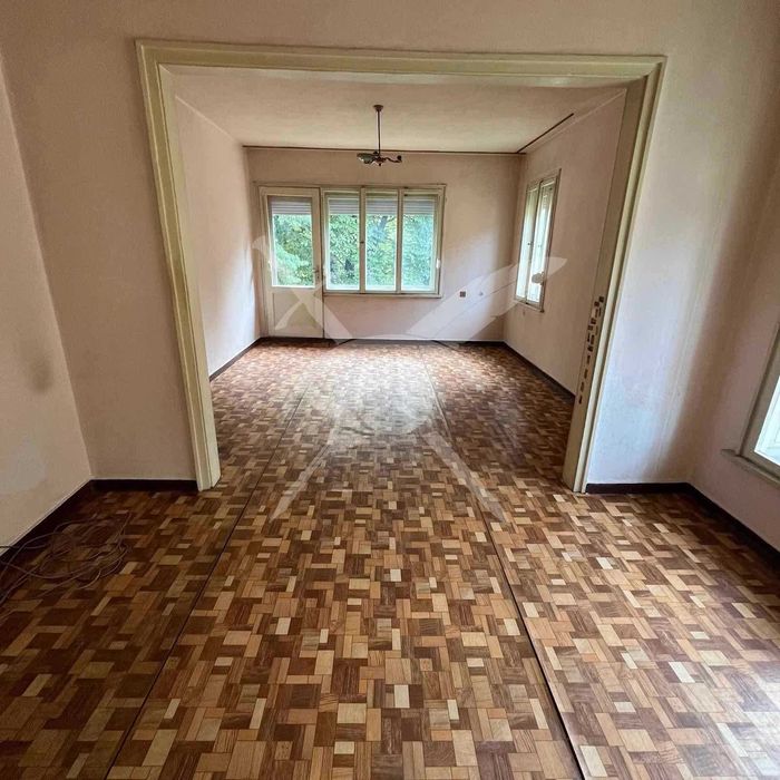 Етаж от къща с гараж в Асеновград 69453