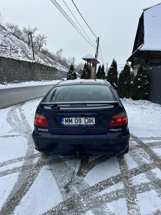 Vand renault megan 14 benzina in stare perfecta de functionare