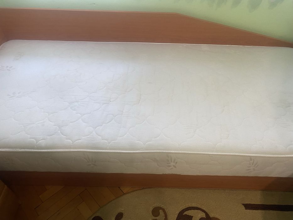 Легло с матрак 190/85 см
