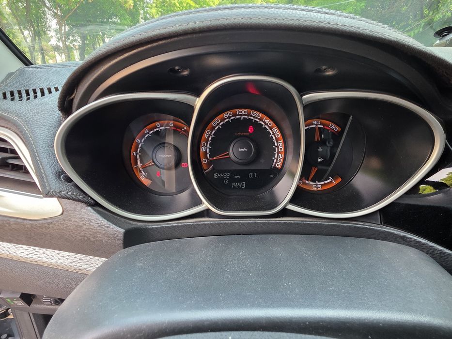 Lada vesta cross