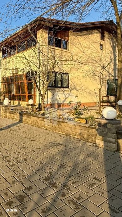 Se Vinde Vila Cu Deschidere La Lacul Snagov La Cel Mai Mic Pret