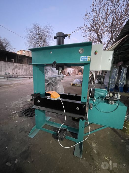 Продаеться пресс 40 тонный