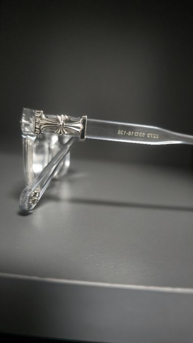 Chrome hearts очила