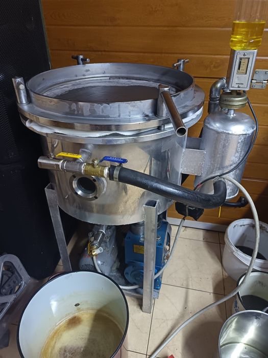 Presă de ulei la rece