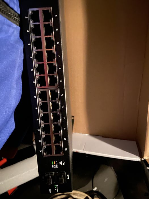 Ubiquiti EdgeSwitch 24 Lite  24 port Gigabit Managed
