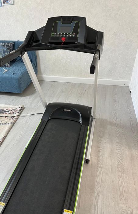 Продам беговую дорожку