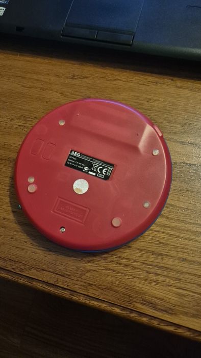 CD Playerul portabil AEG CDP-4228