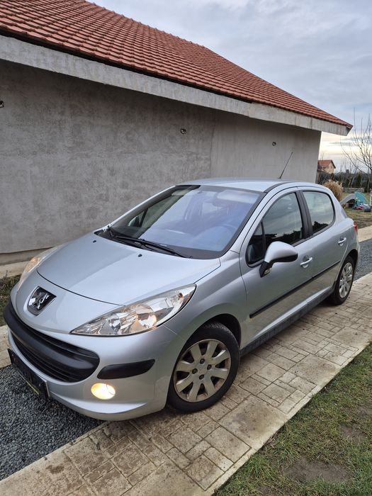 Peugeot 207 1.4 HDI Facelift euro4 cu 76000!!! km