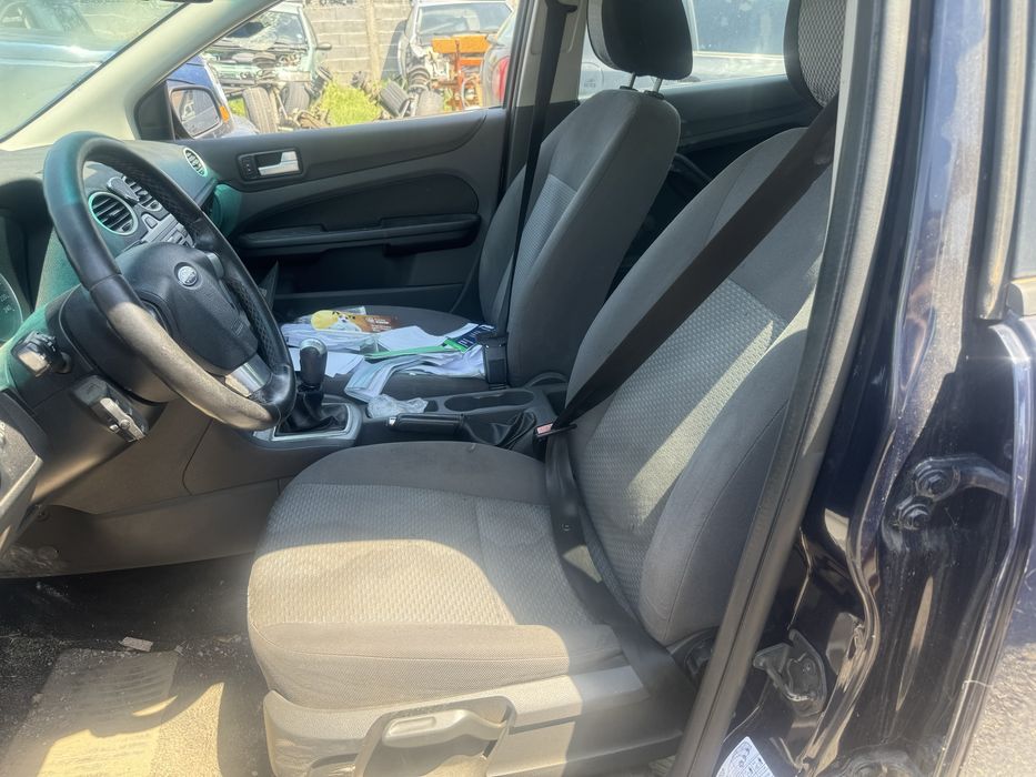 Форд фокус 1.8 дизел 2007 г само на части