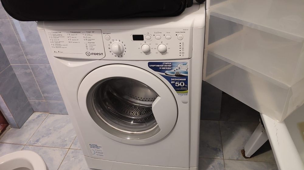 СтиральнаЯ машинка Indesit