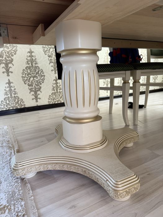 Продам стол со стульями