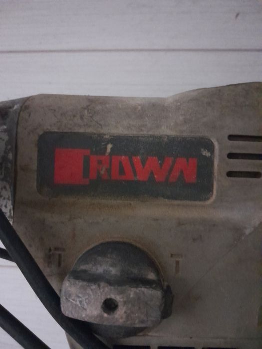 Перфоратор Grown