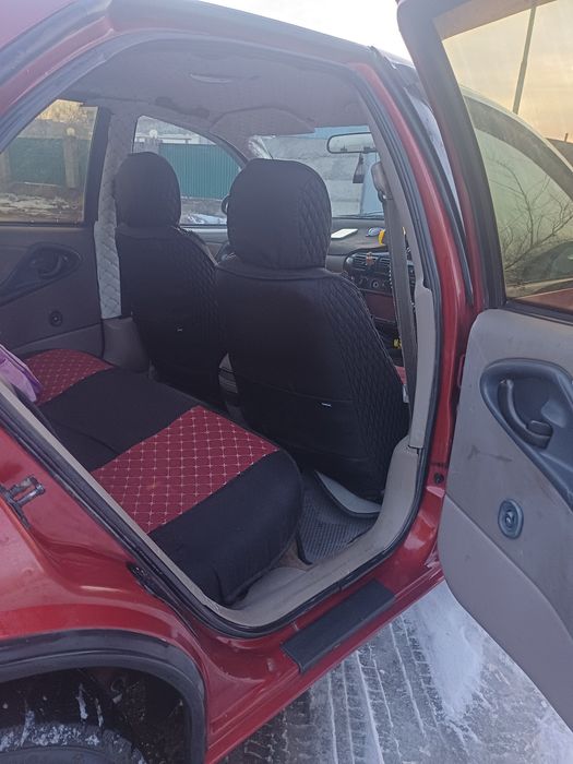 Продам Toyota  вопросы по телефону