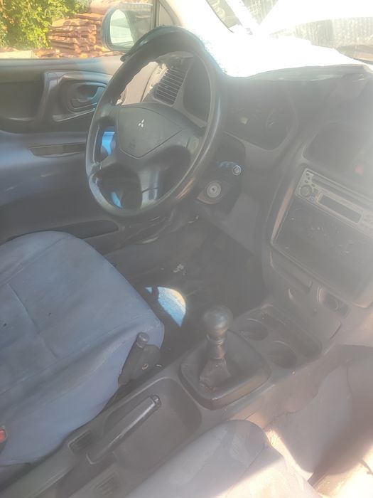 Mitsubishi spase star 1998