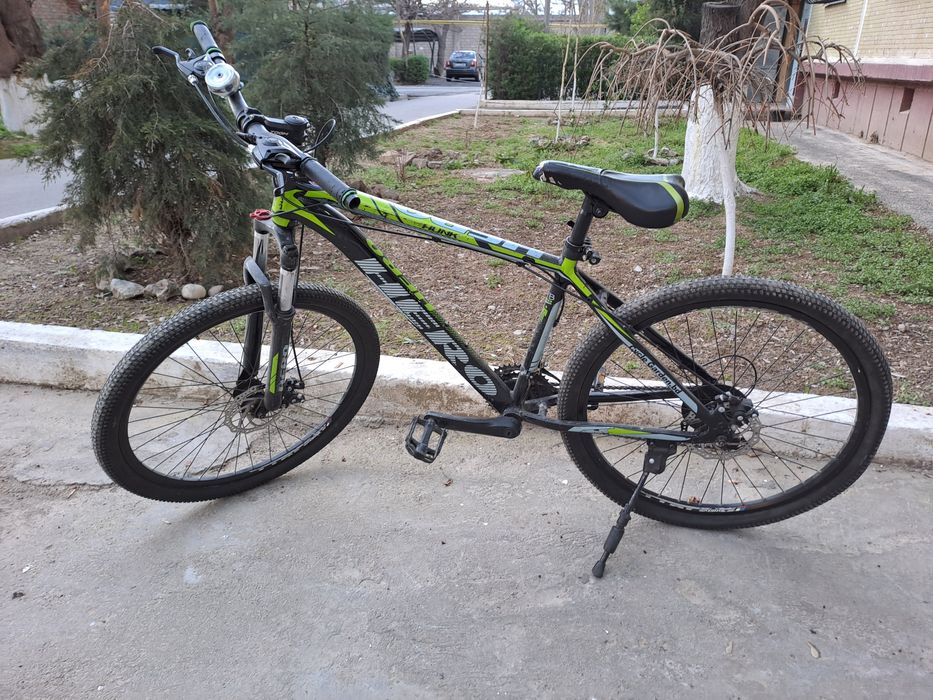 Учтасибирда сотилади Велосопит, самокат, скейтборт.