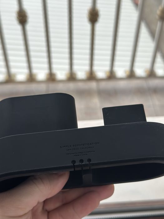 Elago - Statie incarcare 3 in 1 - doua culori disponibile - Black/Crem