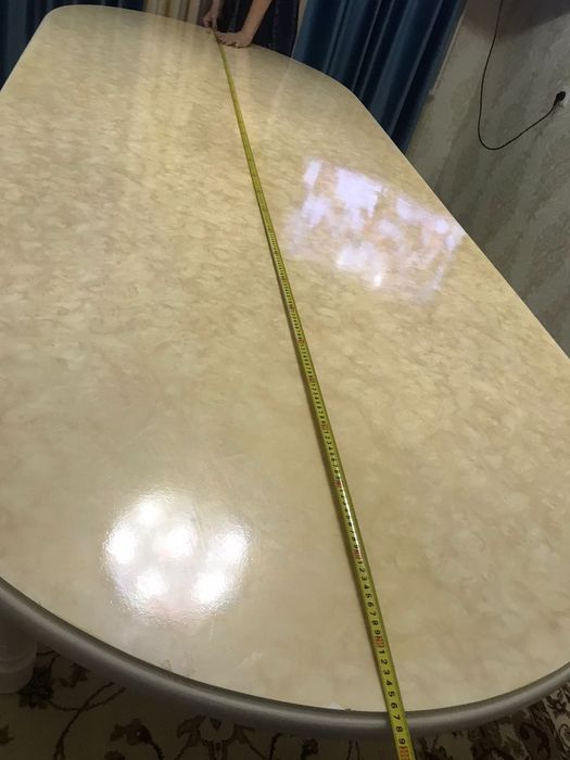 Стол сатылады.Жақсы жағыдайда сақталған.