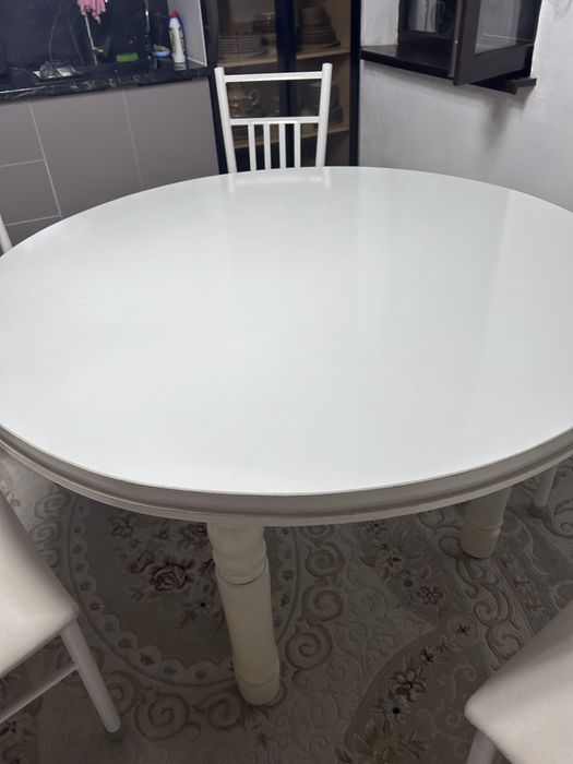 Стол и стуля 5 шт