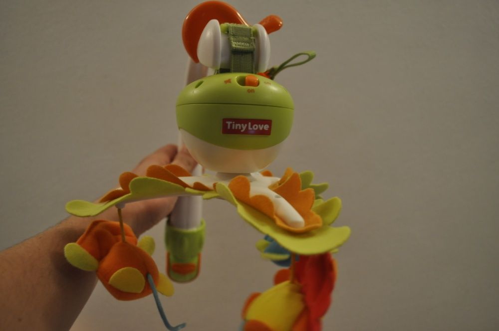 Jucarie bebelusi electrica! Se monteaza deasupra patutului!