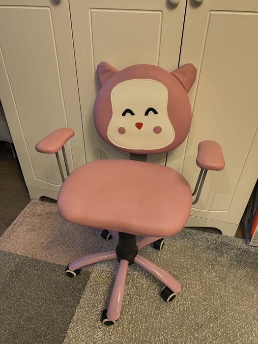 Розов детски стол Кити 54/49/79