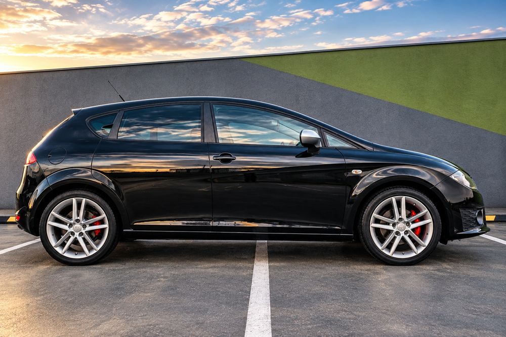 Seat Leon 2011 diesel, 6.935 € — imagine 3