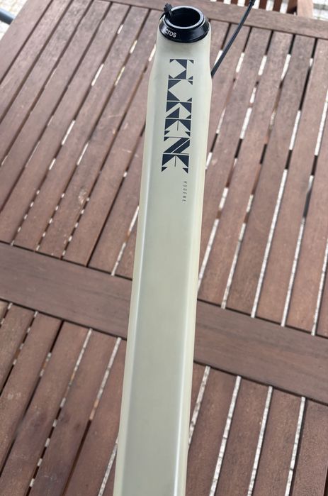 2023 Propain Hugene 2 CF Carbon