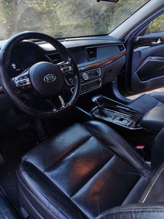 Продава се КИА К7