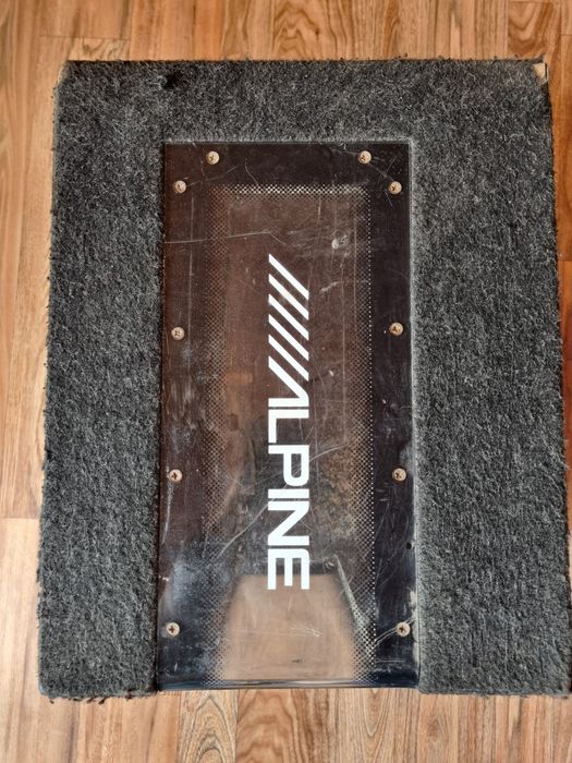 Сабуфер с усилителем.