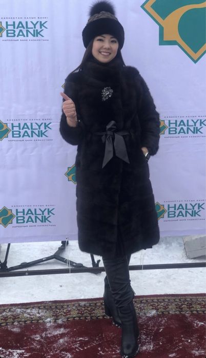 Норковая шуба делается автоледи