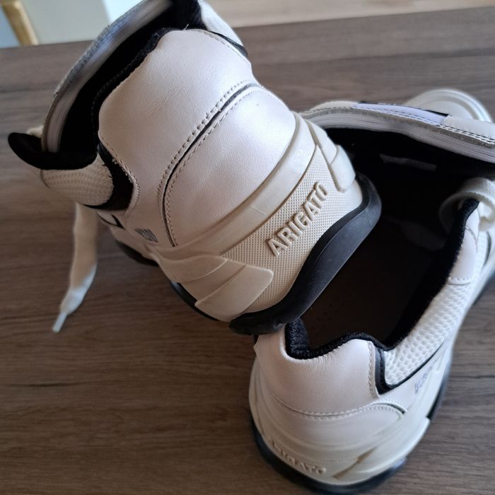 Axel Arigato v200 мъжки сникърски обувки .Разпродажба