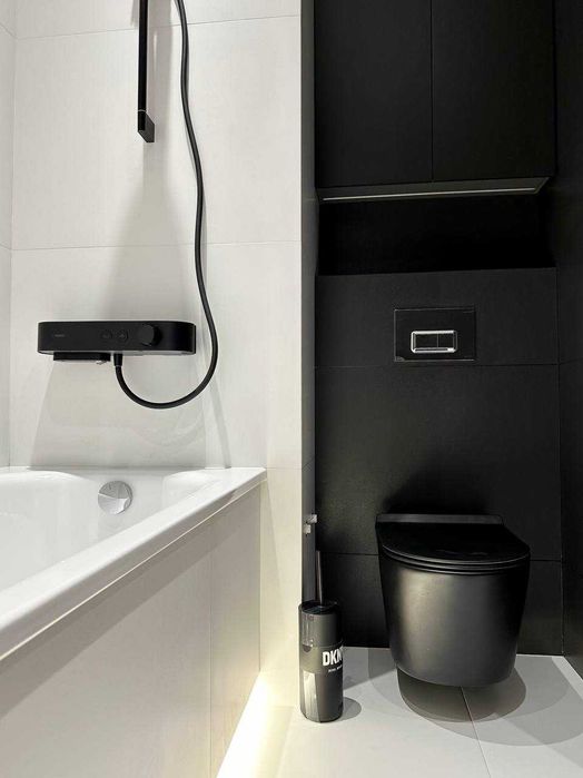 Сдам НОВУЮ СВЕТЛУЮ 3х ком кв-ру рядом метро Д.Народов 3\5\12   (P5)