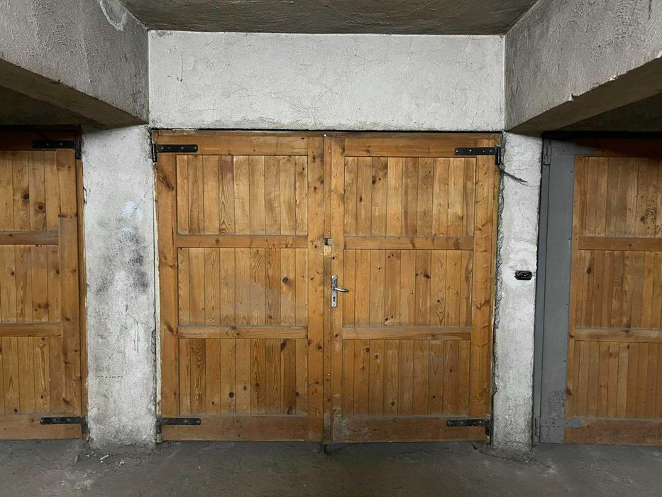 Дава се под наем Гараж / Паркомясто в София, Банишора - 15 кв.м за 76.5 € - Снимка #3