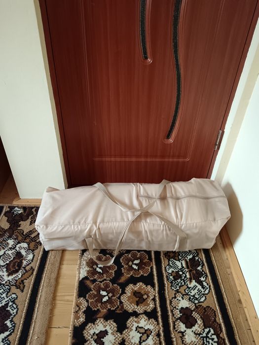 Pat pliabil pentru bebeluș