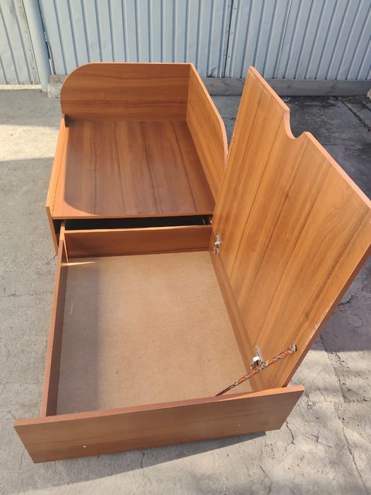 Продам кровать за 5 000тенге