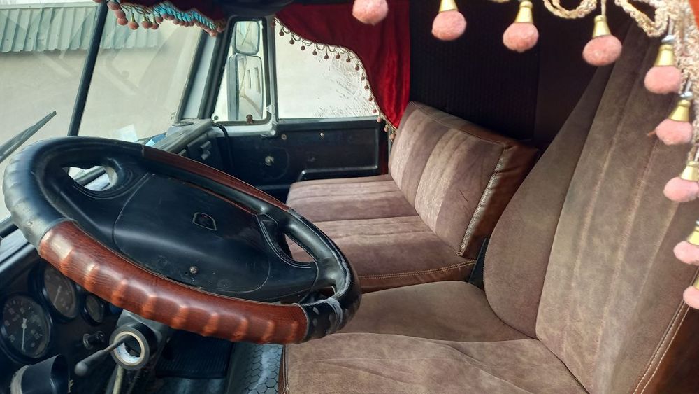 Kamaz pritsip sotiladi