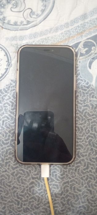 Iphone 12 pro sotiladi