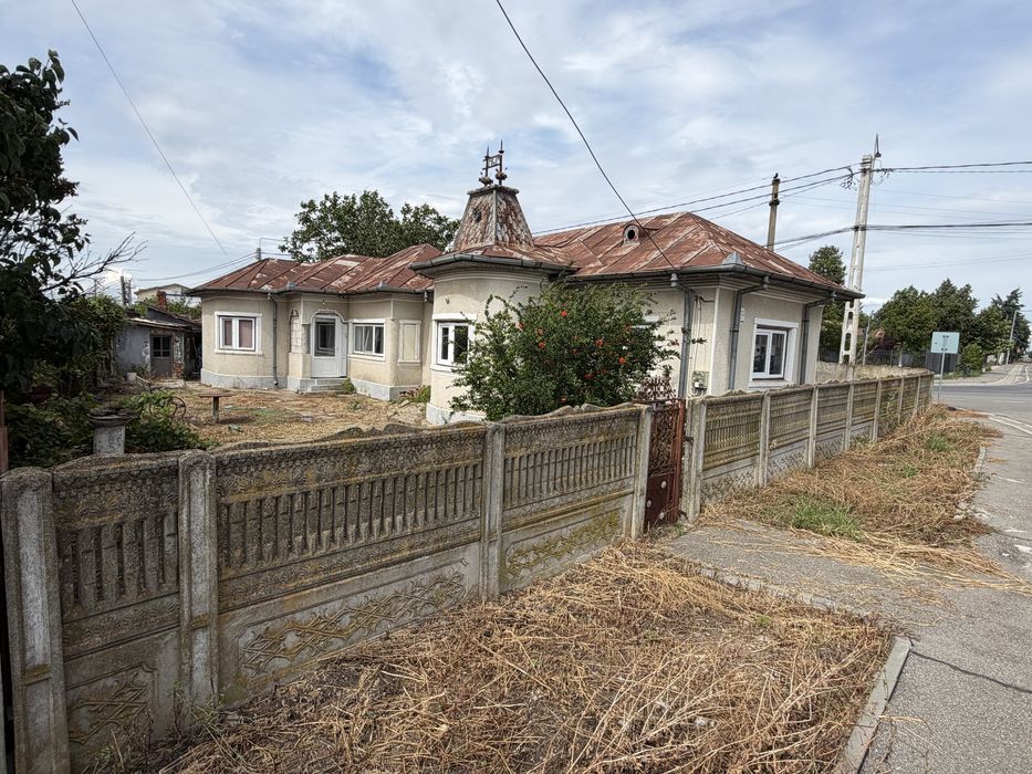 Casă cu potențial excelent și teren de 754 mp – Cârcea, Dolj (Dublă deschidere)