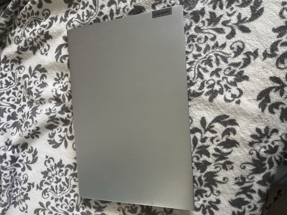 Lenovo IdeaPad 3 15IGL05