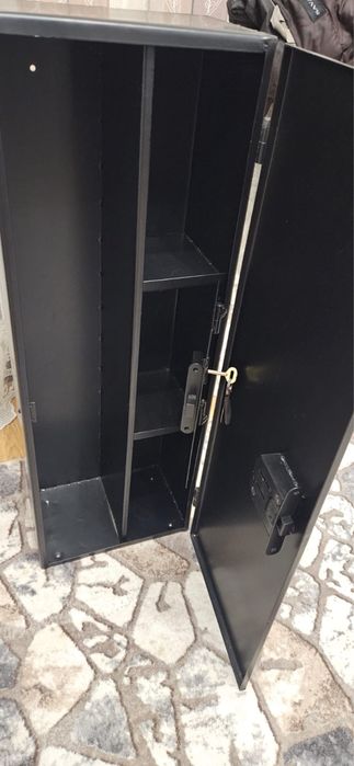 Продам сейф в хорошем состоянии