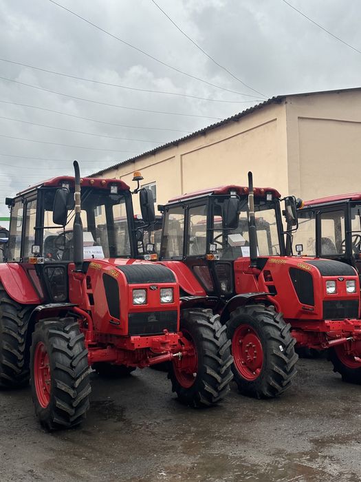 Трактор МТЗ 1025.2 йиллик 0% халол насия савдога берамиз