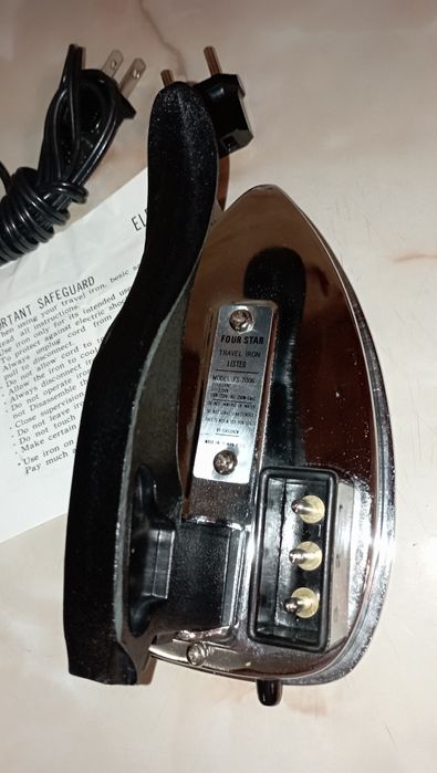 fier de calcat de voiaj