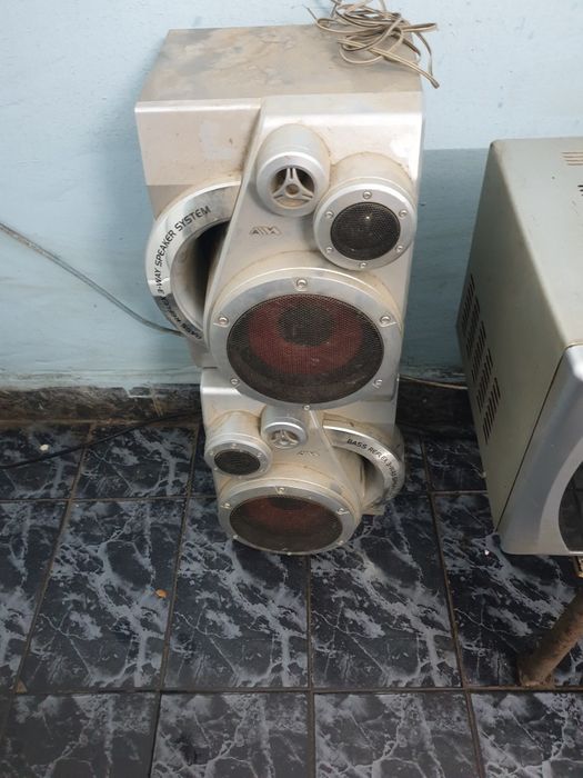 Vand doua boxe de combina