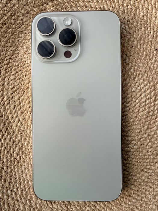 Iphone 16 Pro Max 256 Гб Серый