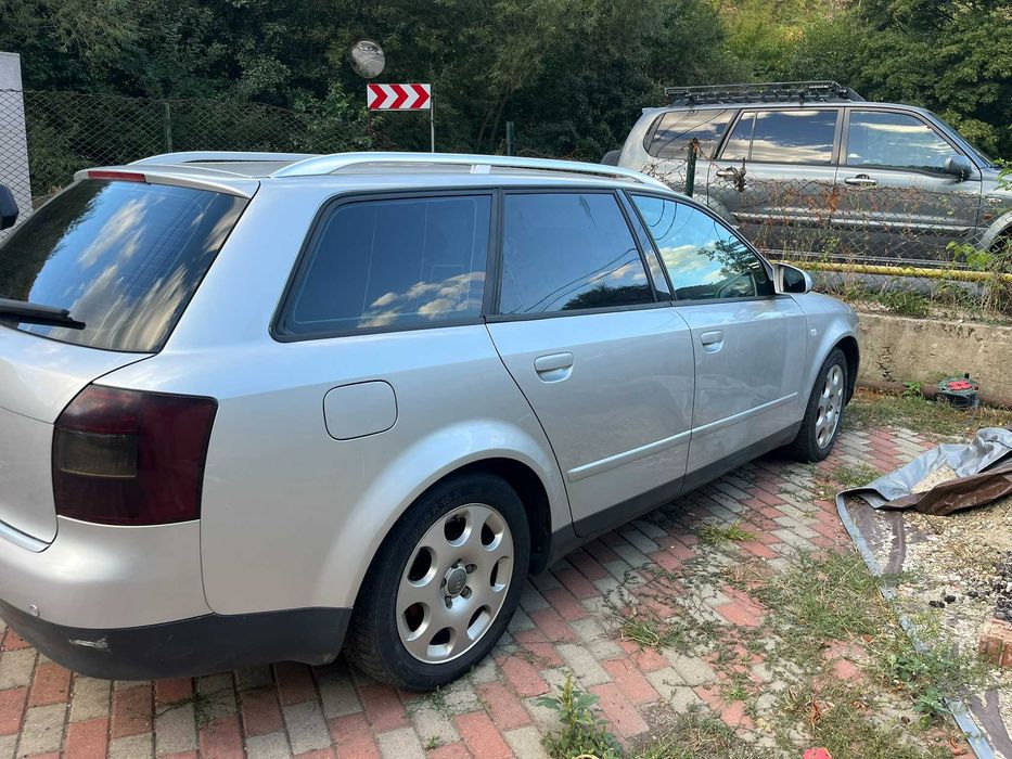 AUDI A4 Avant 2002 — imagine 2
