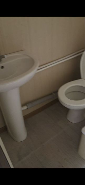 Konteyner sotiladi. Hamma sharoti bor