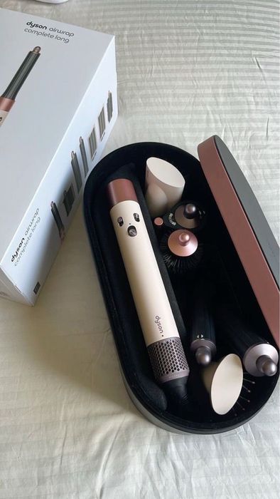 продам дайсон со всеми насадками ОРИГИНАЛ