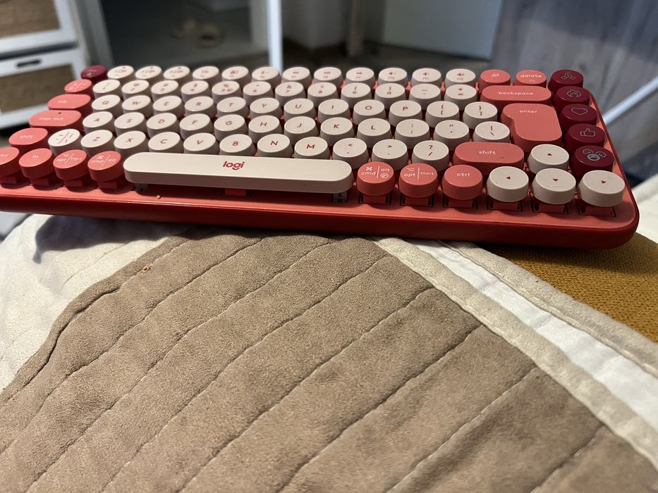 Tastatura wireless Logitech Pop Keys