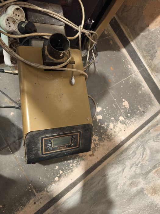 Котел на пелети или дърва GOLDEN FIRE + ГОРЕЛКА 48 KW+БУНКЕР за гориво